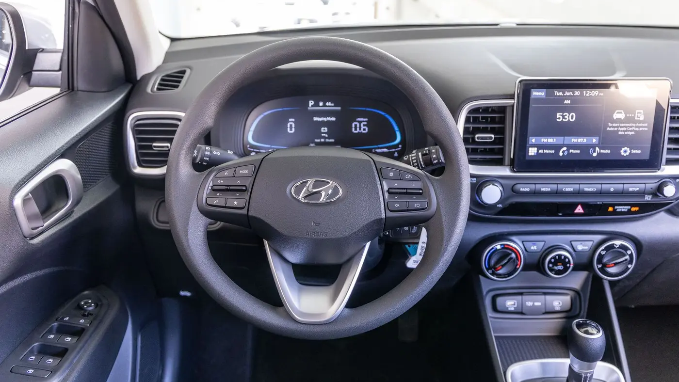 2026 Hyundai VENUE SE