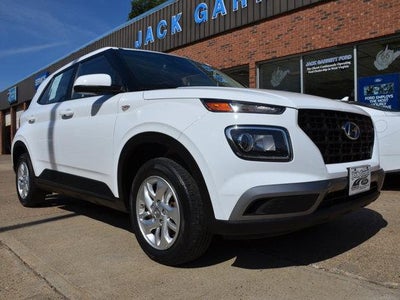 Photo of a 2022 Hyundai Venue SE 4DR Crossover for sale