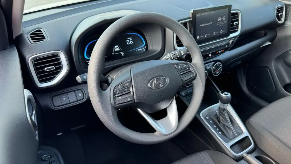 2026 Hyundai VENUE SE