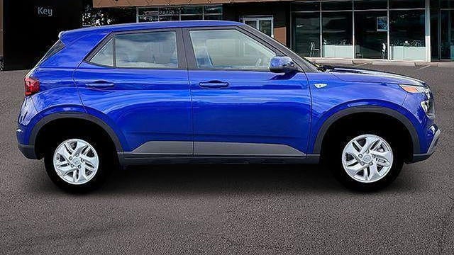 2026 Hyundai VENUE SE