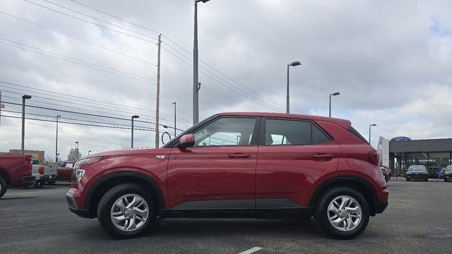 2022 Hyundai VENUE SE