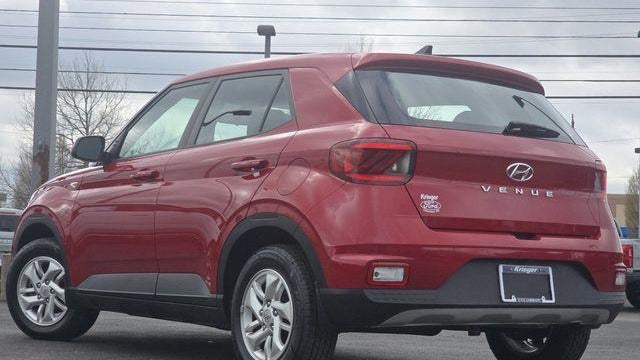 2022 Hyundai VENUE SE