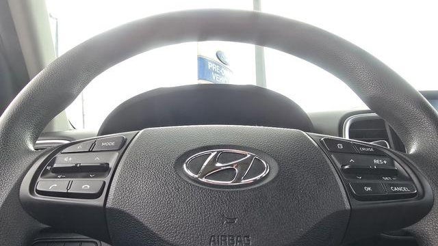 2022 Hyundai VENUE SE