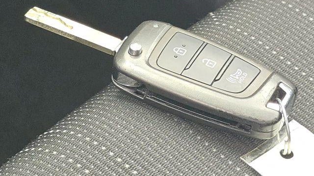 2022 Hyundai VENUE SE