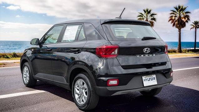 2025 Hyundai VENUE SE