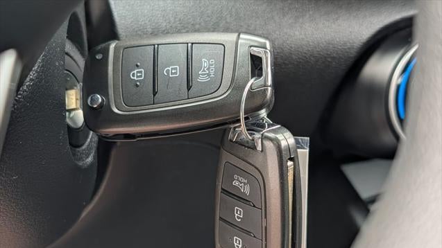 2025 Hyundai VENUE SE