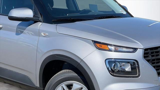 2025 Hyundai VENUE SE