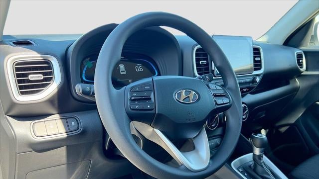 2025 Hyundai VENUE SE