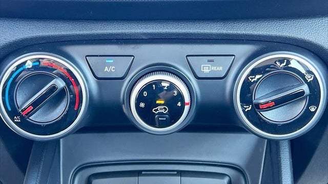 2025 Hyundai VENUE SE