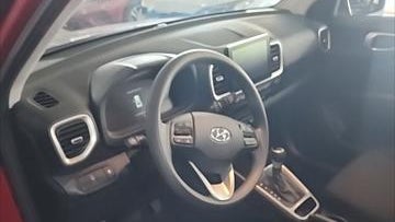 2025 Hyundai VENUE SE
