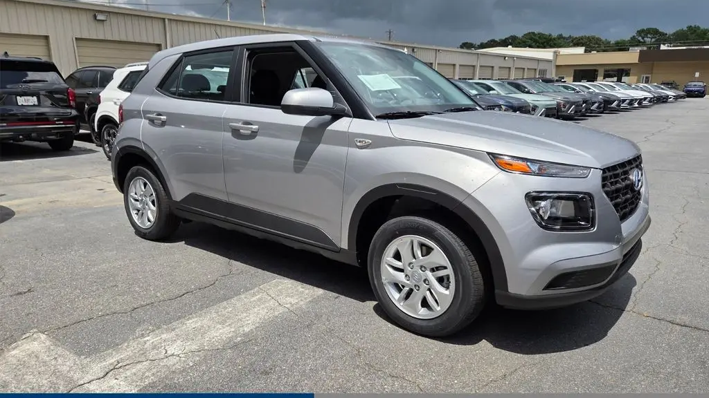 2026 Hyundai VENUE SE
