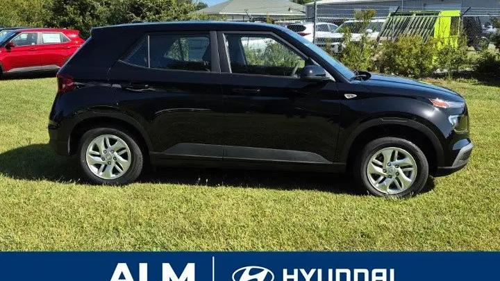 2026 Hyundai VENUE SE