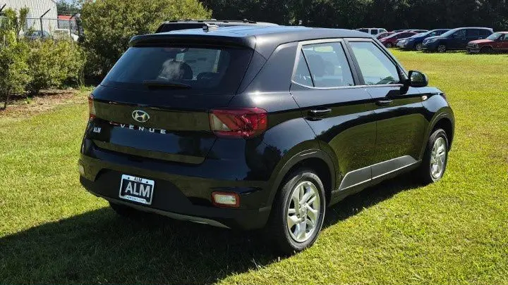 2026 Hyundai VENUE SE