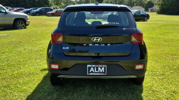2026 Hyundai VENUE SE