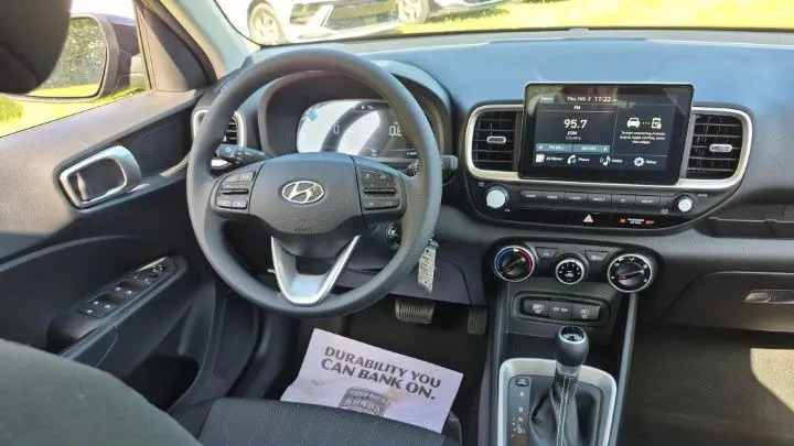 2026 Hyundai VENUE SE