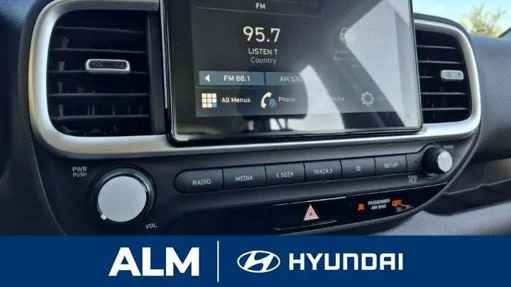 2026 Hyundai VENUE SE