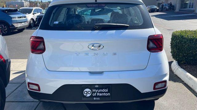 2026 Hyundai VENUE SE