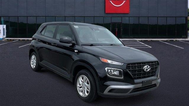 2021 Hyundai VENUE SE