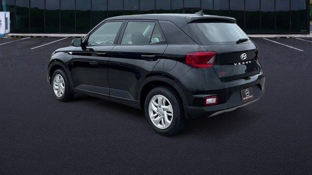 2021 Hyundai VENUE SE