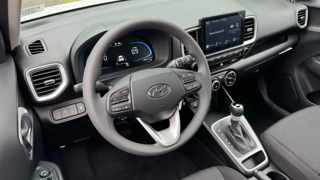 2026 Hyundai VENUE SE