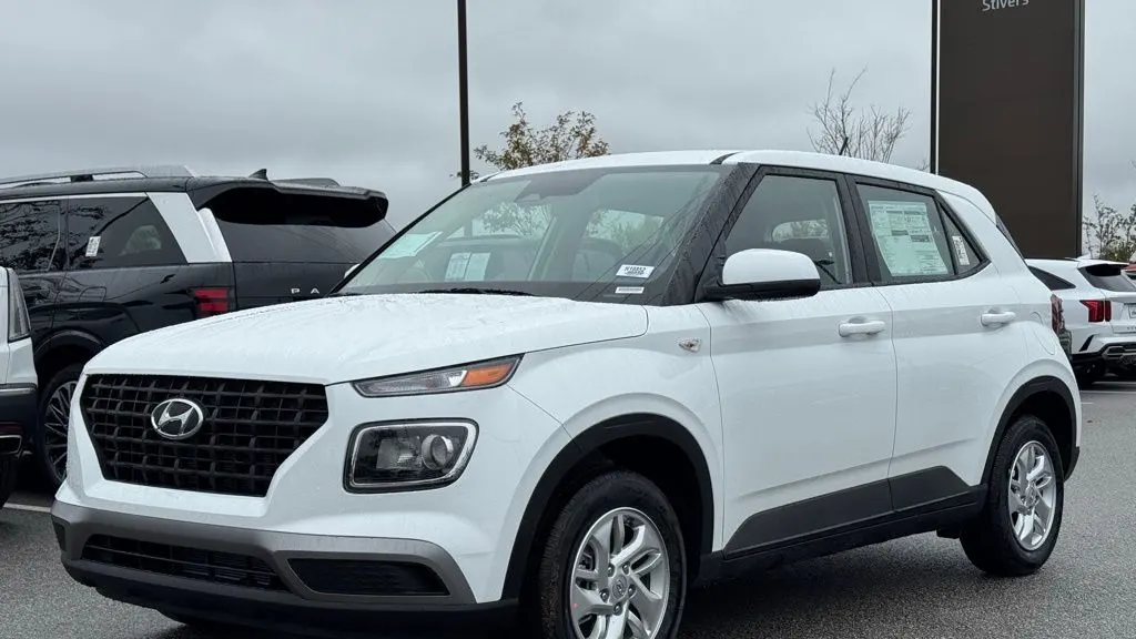 2026 Hyundai VENUE SE