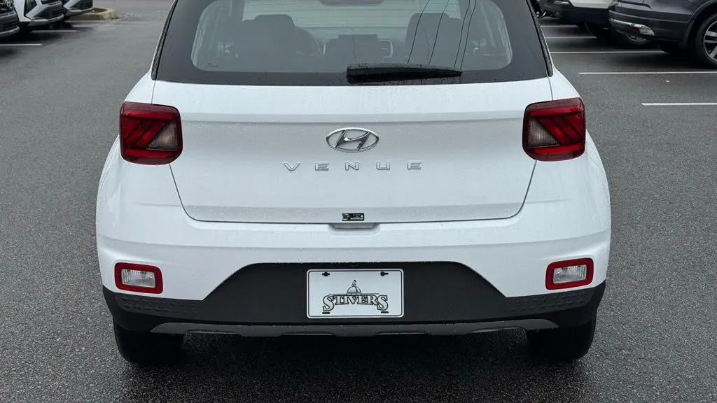 2026 Hyundai VENUE SE