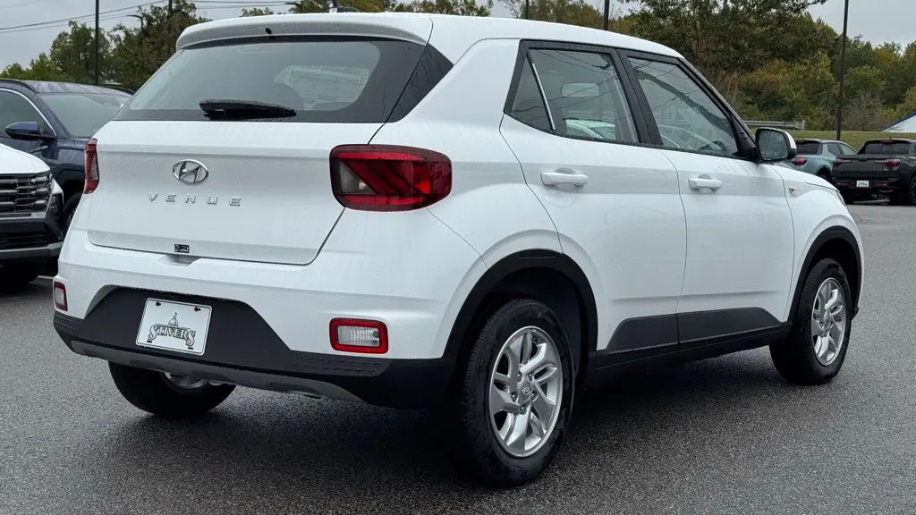 2026 Hyundai VENUE SE