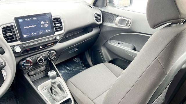 2026 Hyundai VENUE SE