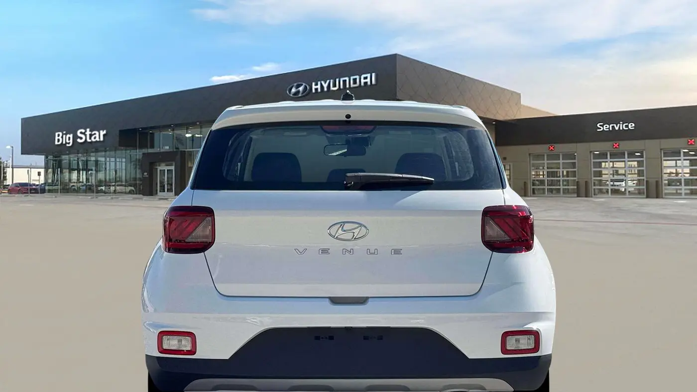 2026 Hyundai VENUE SE