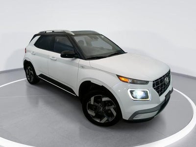 Photo of a 2022 Hyundai Venue SEL 4DR Crossover for sale