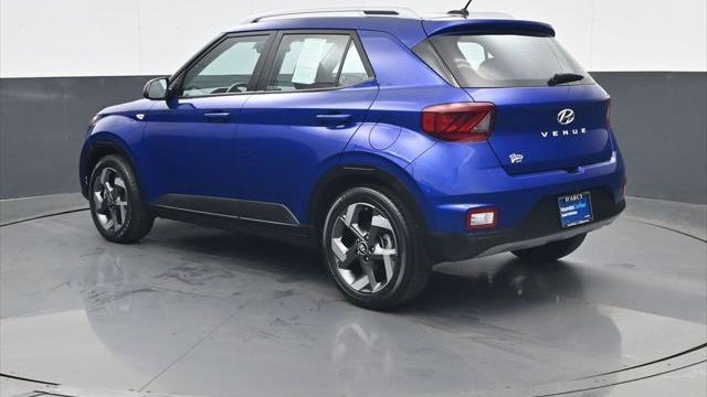 2023 Hyundai VENUE Limited