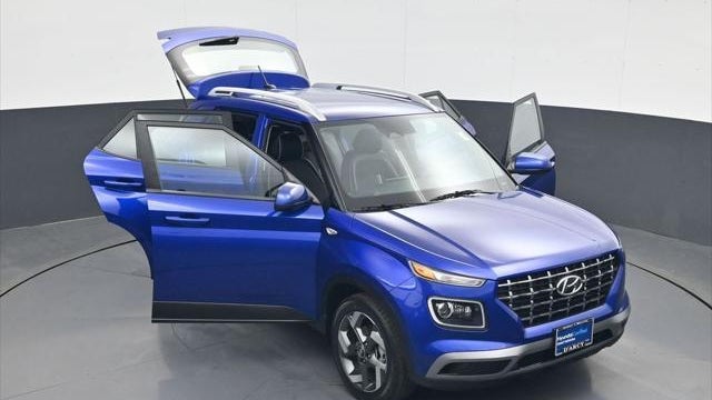 2023 Hyundai VENUE Limited