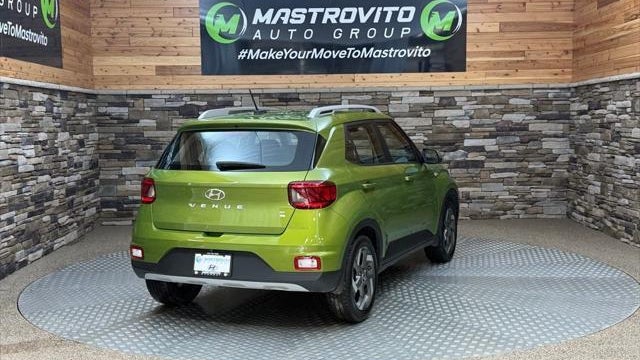 2023 Hyundai VENUE SEL