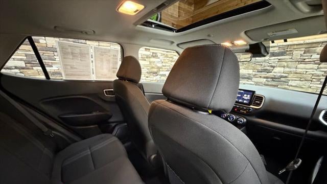 2023 Hyundai VENUE SEL