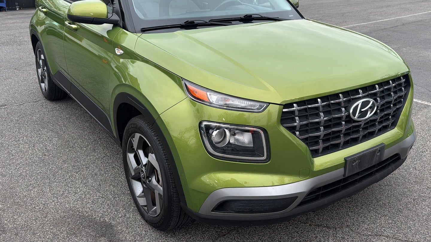 2023 Hyundai VENUE SEL