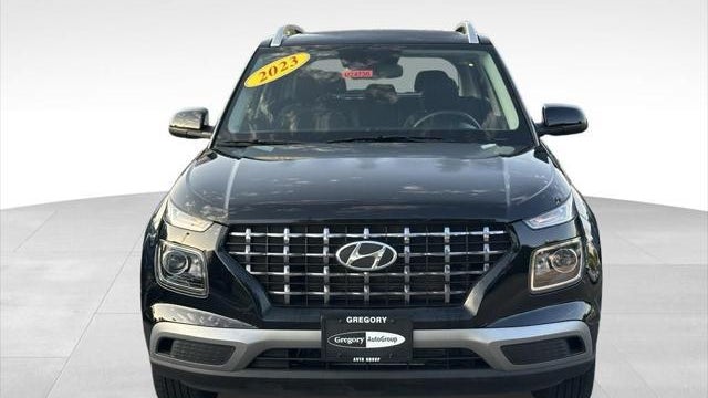 2023 Hyundai VENUE SEL