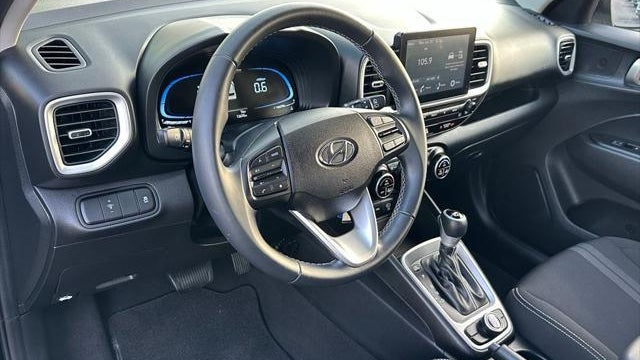 2023 Hyundai VENUE SEL