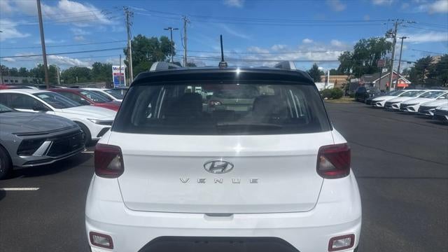 2023 Hyundai VENUE Limited