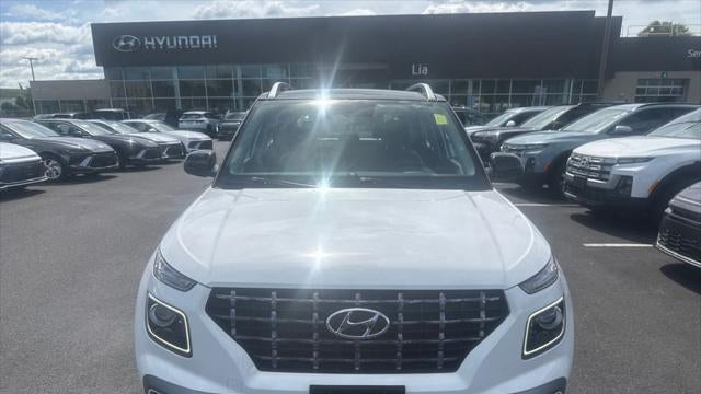 2023 Hyundai VENUE Limited