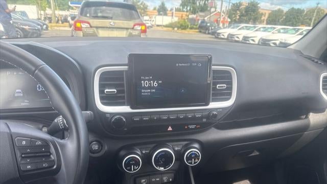 2023 Hyundai VENUE Limited