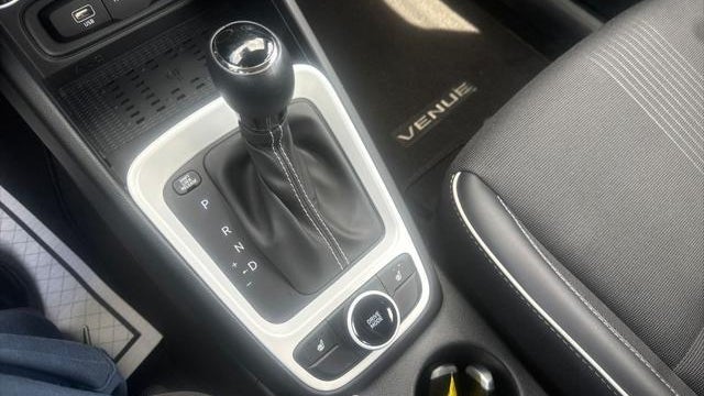 2023 Hyundai VENUE Limited