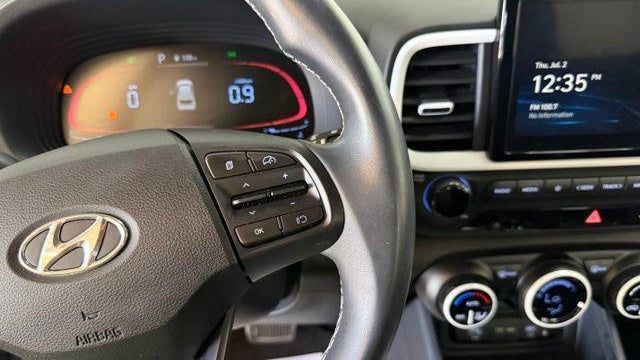 2023 Hyundai VENUE Limited