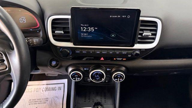 2023 Hyundai VENUE Limited