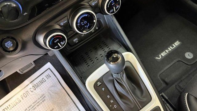 2023 Hyundai VENUE Limited