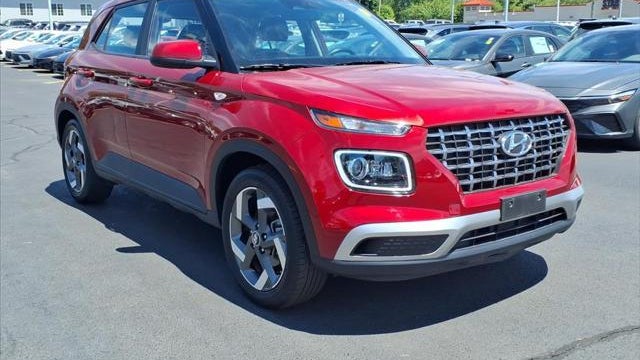 2023 Hyundai VENUE Limited