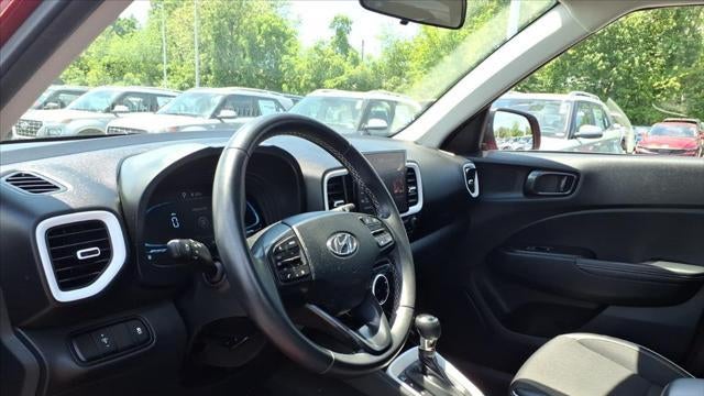 2023 Hyundai VENUE Limited