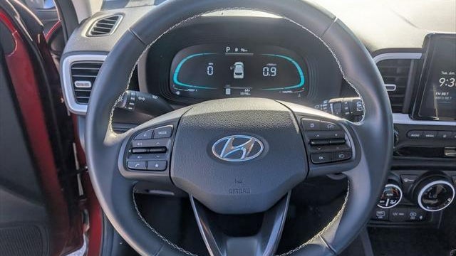 2023 Hyundai VENUE Limited