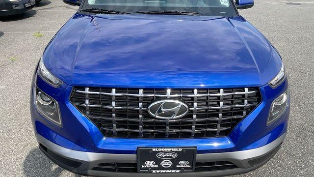 2023 Hyundai VENUE SEL