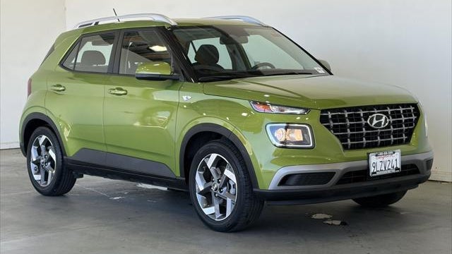 2024 Hyundai VENUE SEL