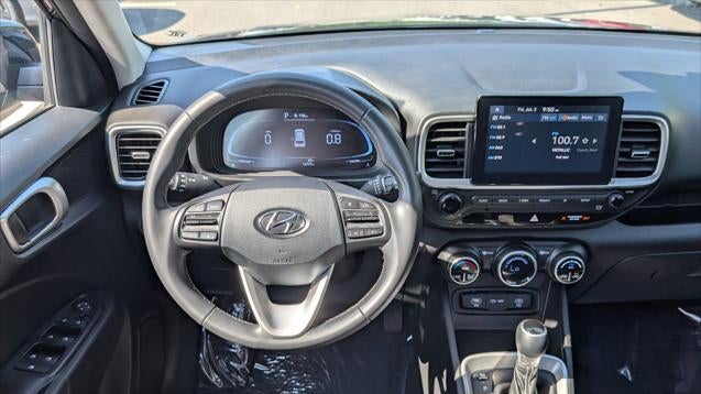 2024 Hyundai VENUE SEL